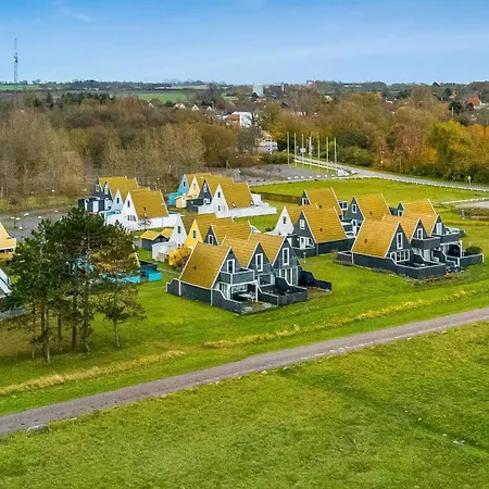 Family With Sea View In