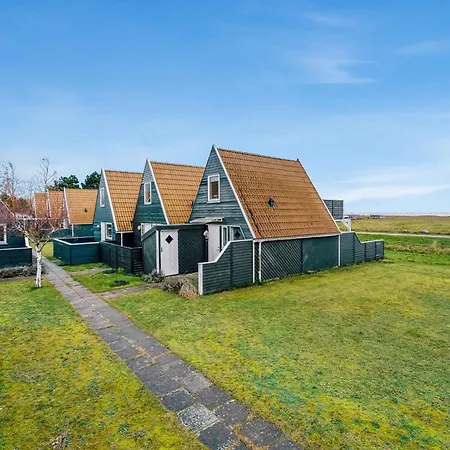 Family With Sea View In Ferienhaus